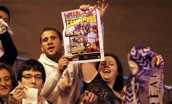 Autobús aplasta Copa del Rey mientras Real Madrid celebraba triunfo